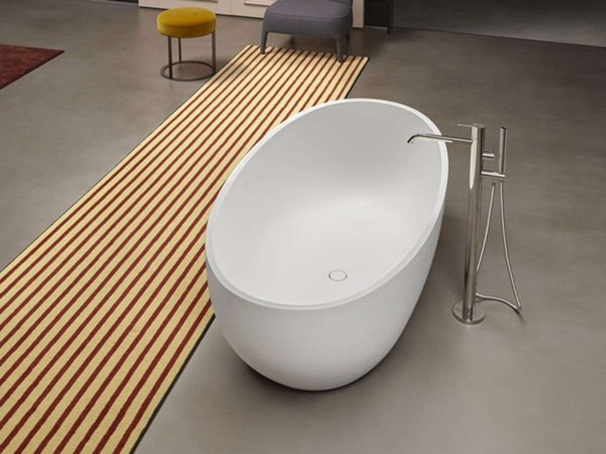 Reflex Bathtub