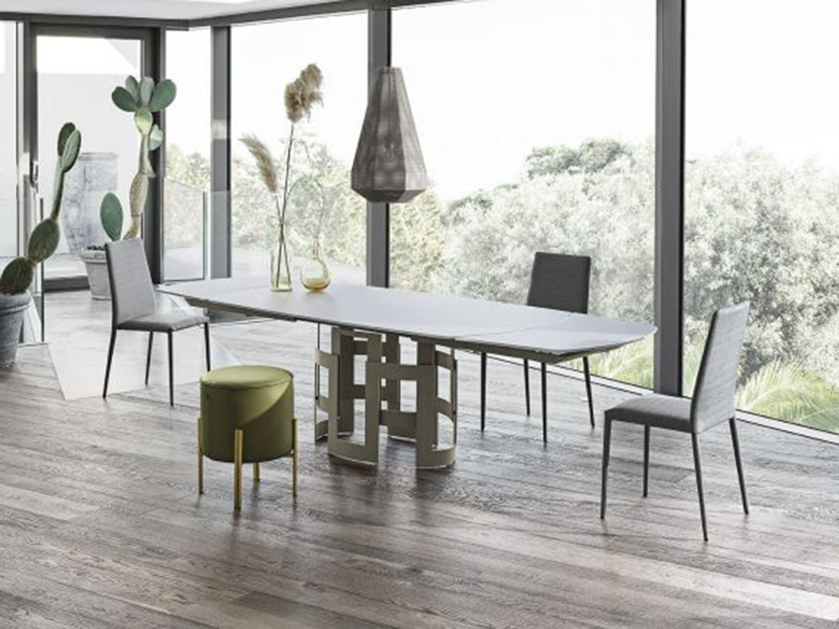 Imperial Table