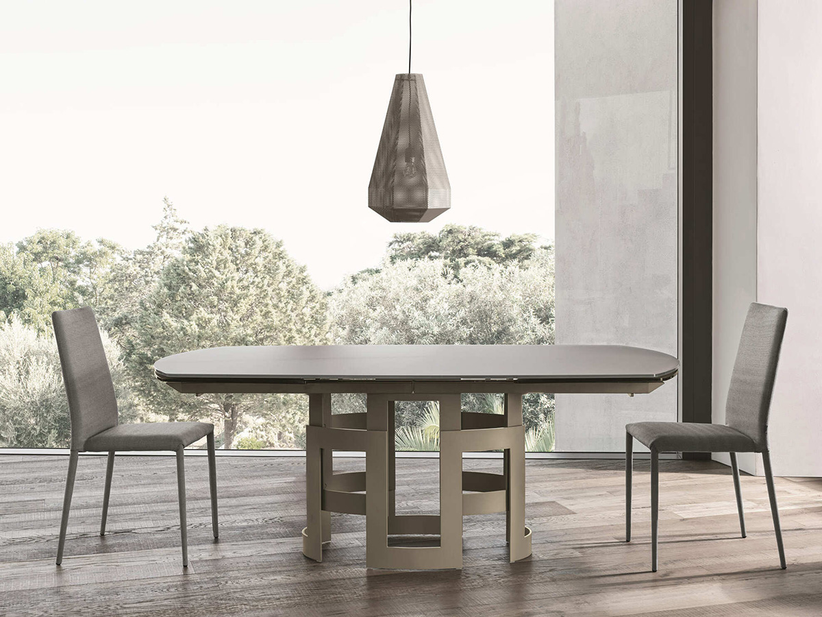 Imperial Table