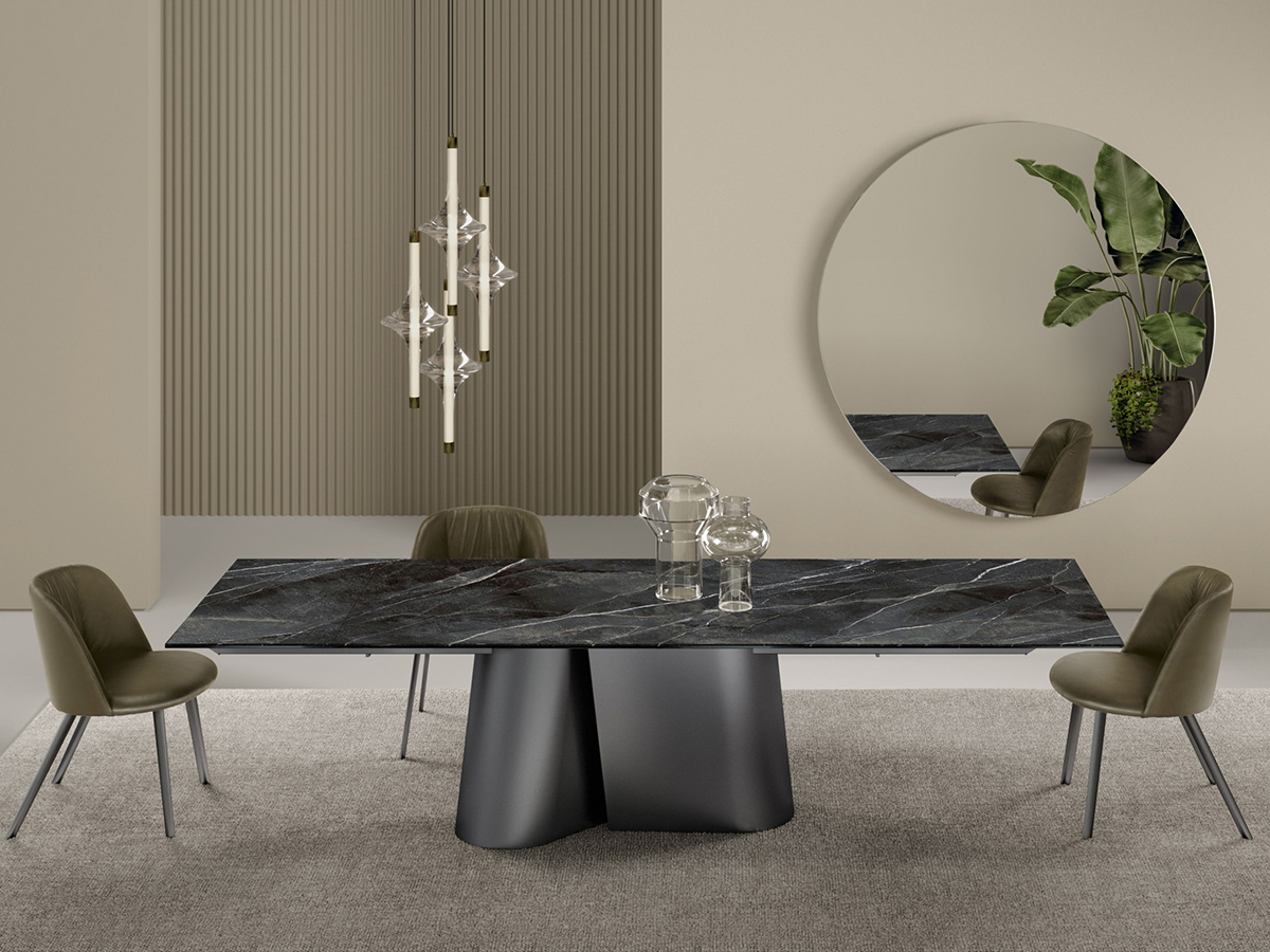 Kimono Table