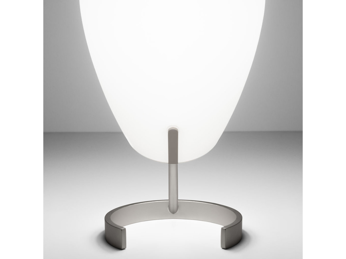 Equilibrio Table Lamp