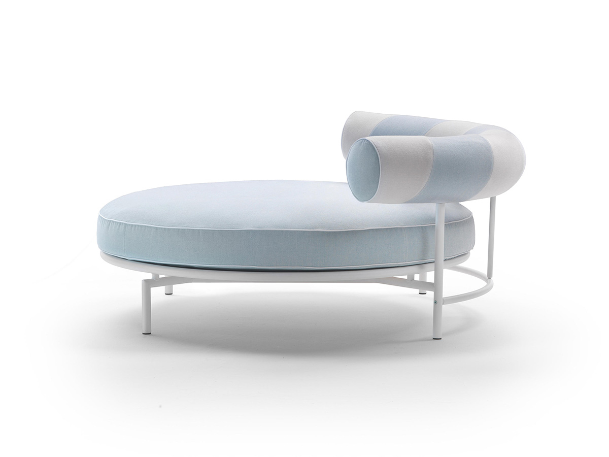 Supermax Outdoor Sofa