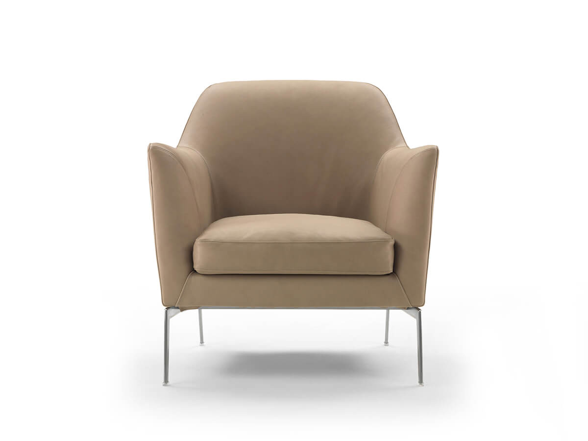 Luce Armchair