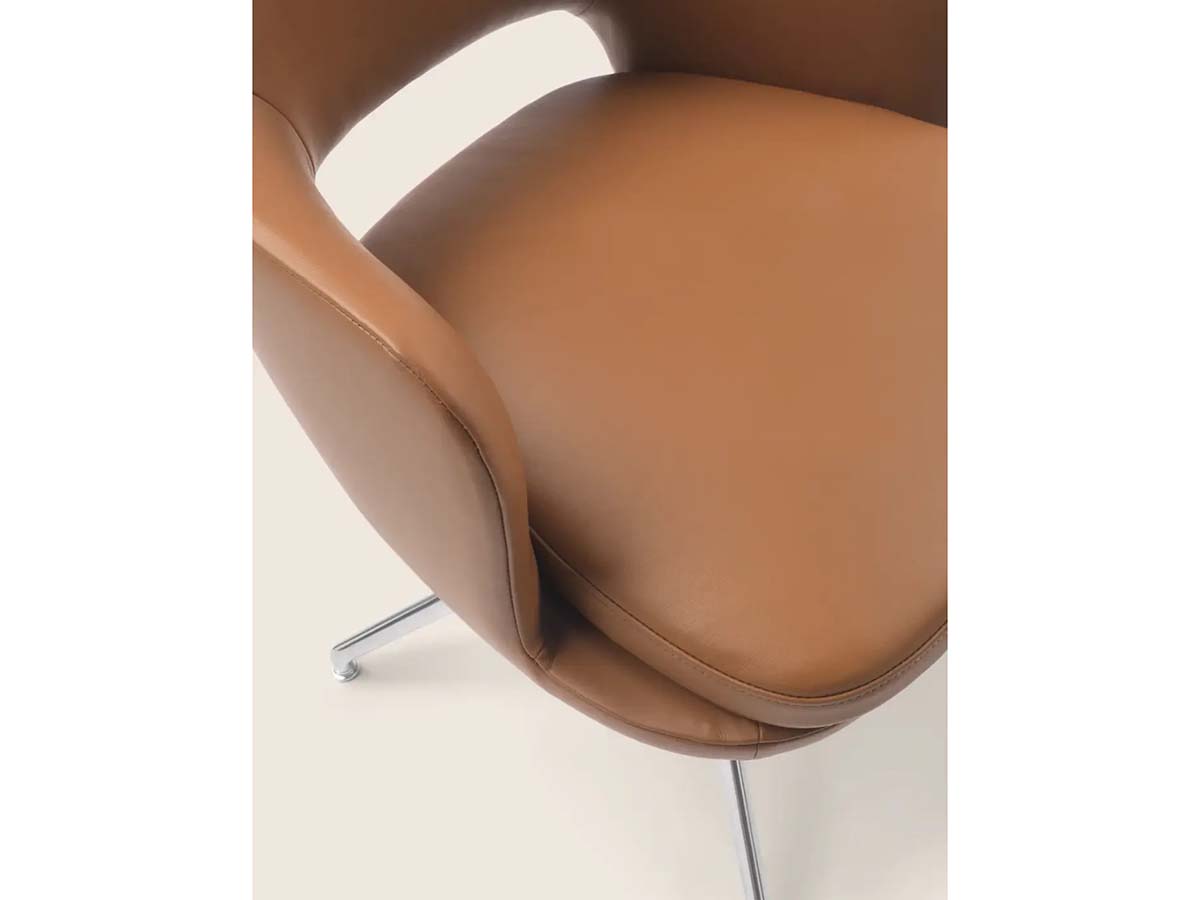 Eliseo Chair with Armrests