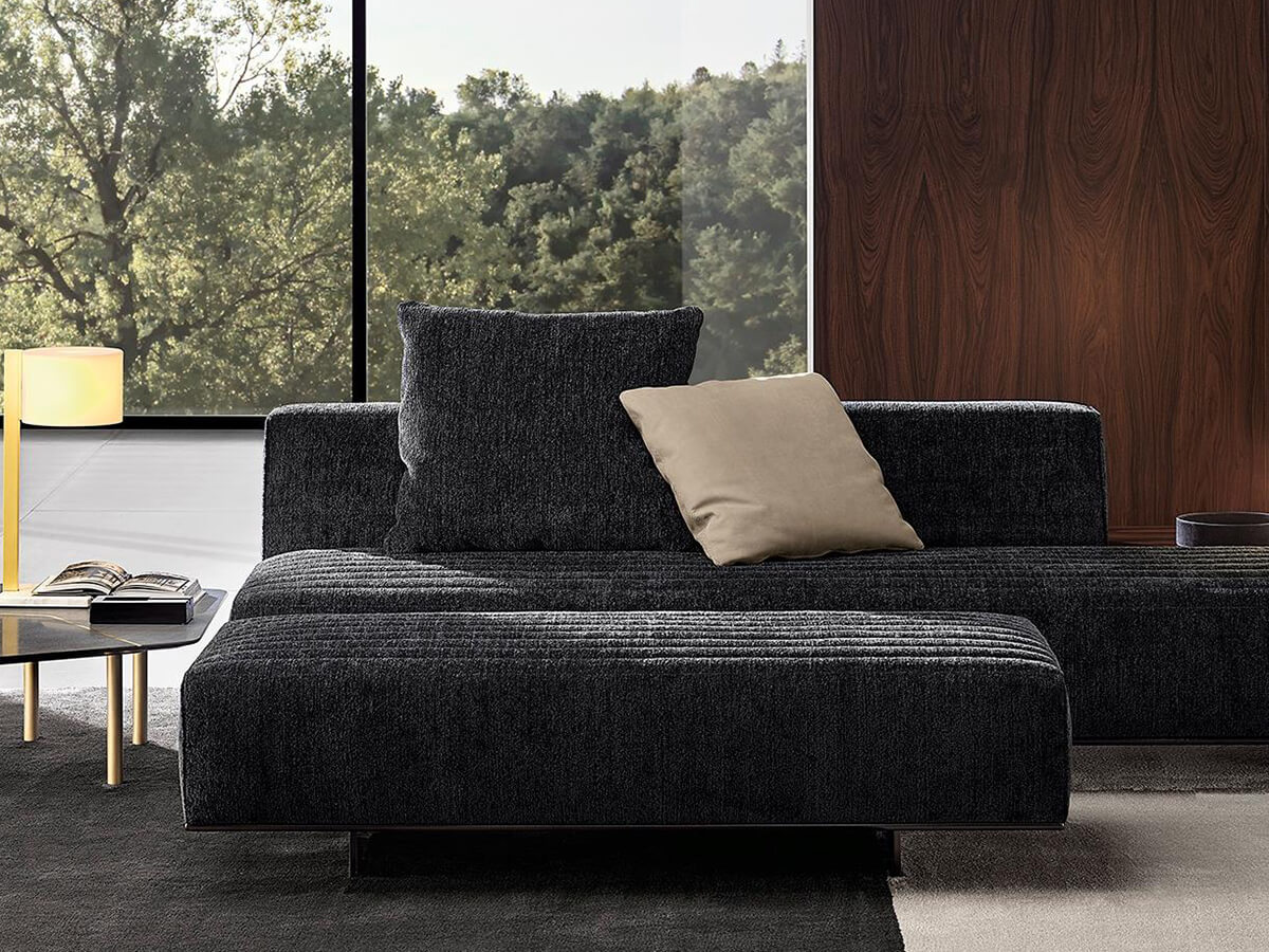 Roger Sofa