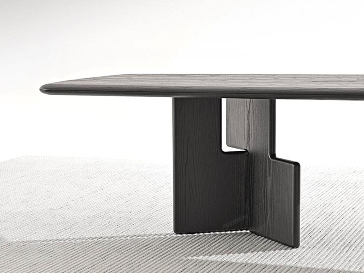 Nico Table