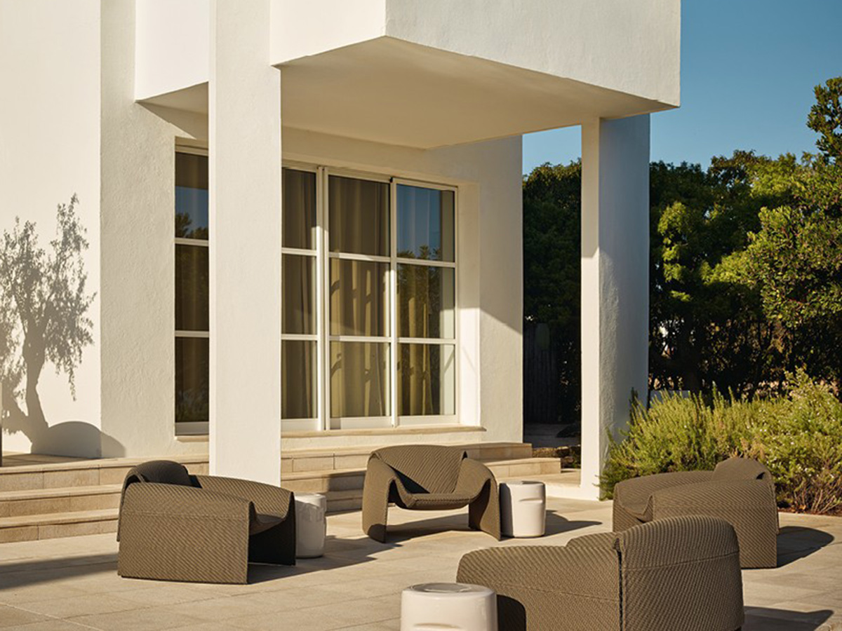 Le Club Outdoor Armchair