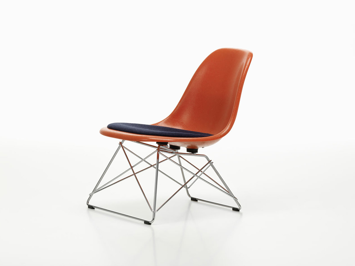 Eames Fiberglass Side Chair LSR Poltroncina